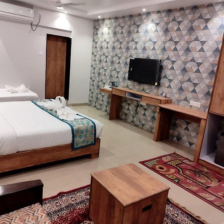 Boshan Hotels Мапуса Экстерьер фото